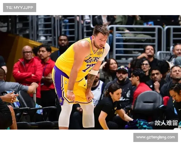 NBA常规赛:黄蜂爆冷击败尼克斯,结束两连败 NBA常规赛:黄蜂爆冷击败尼克斯,结束两连败